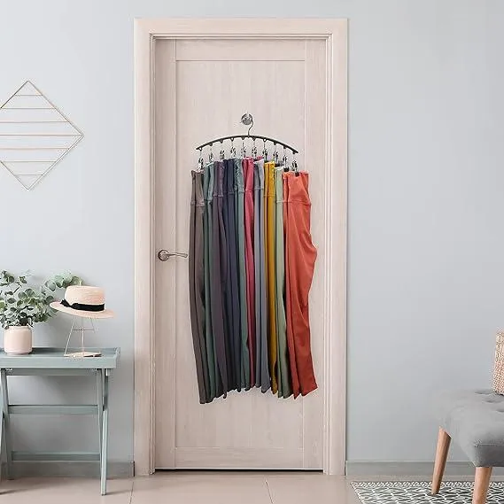 ⚡50K+ Sold 🔥 Selling Fast – 🐾Curved Design Hanger with 10 Clips